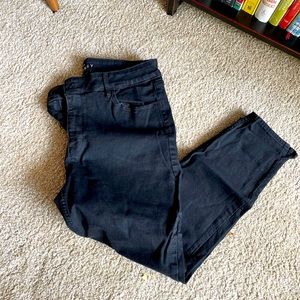 WHBM black ankle pants